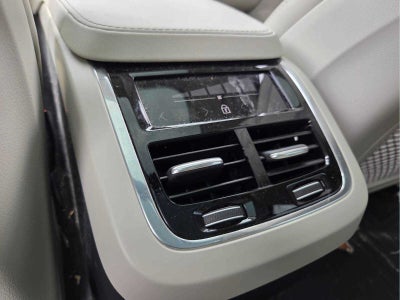 2022 Volvo XC90 Inscription