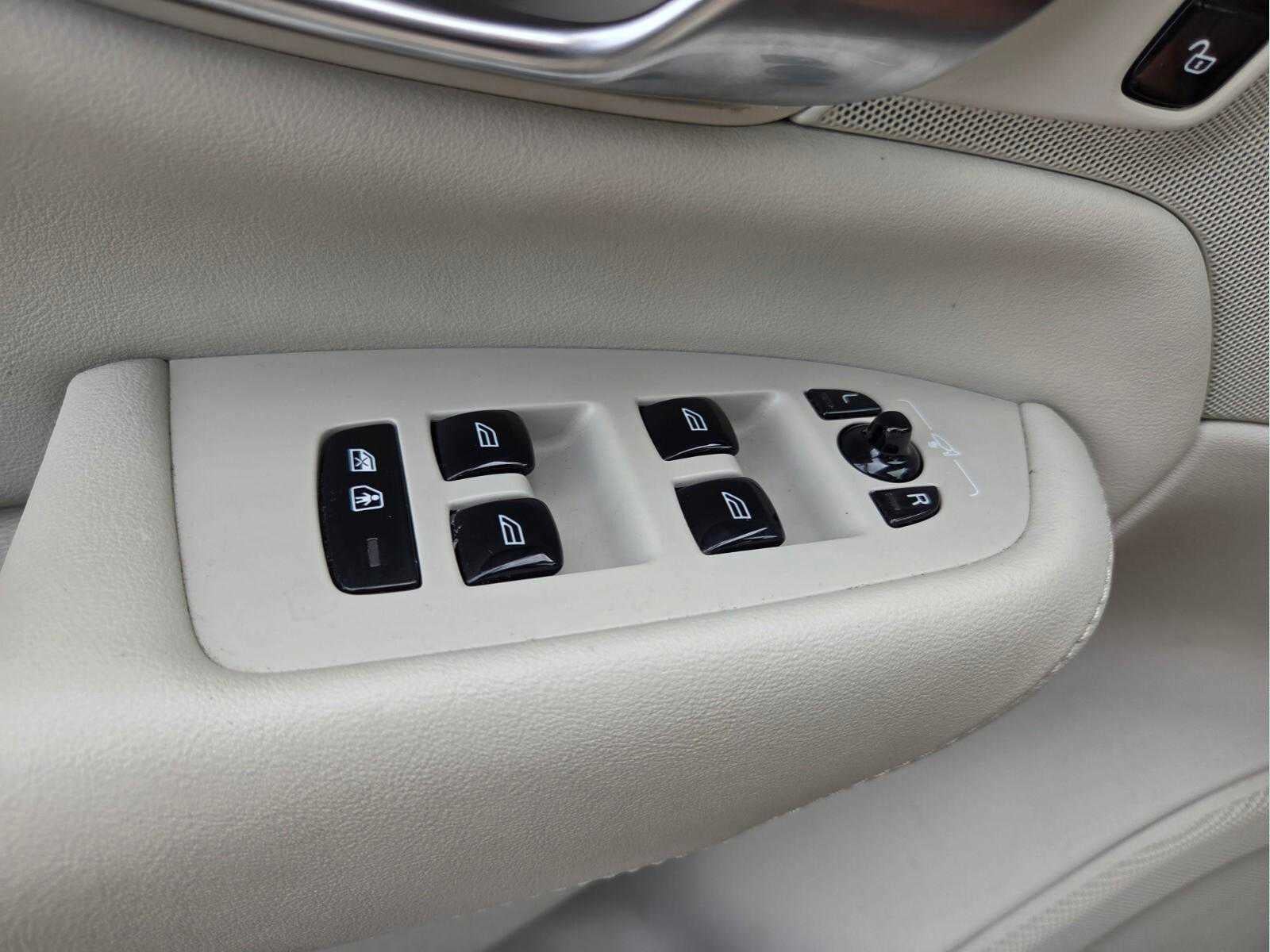 2022 Volvo XC90 Inscription