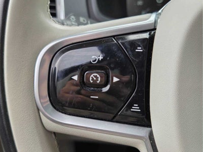 2022 Volvo XC90 Inscription