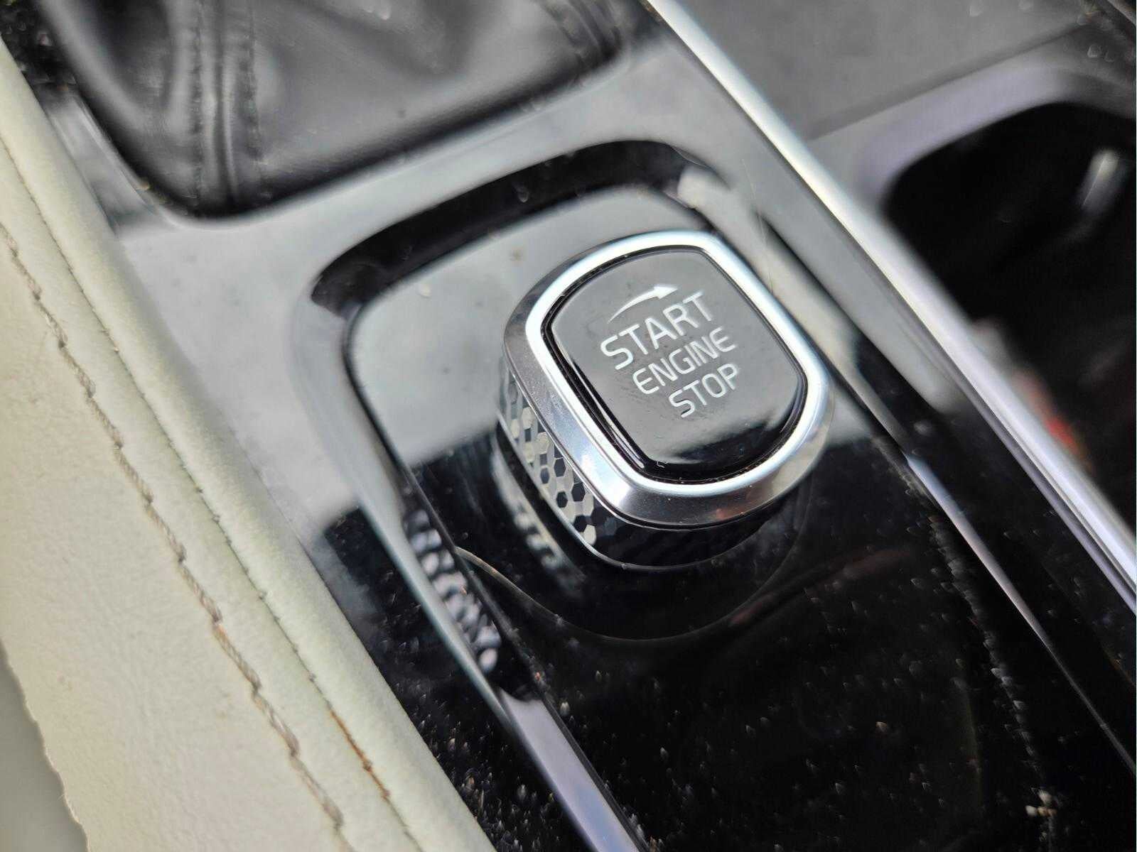 2022 Volvo XC90 Inscription