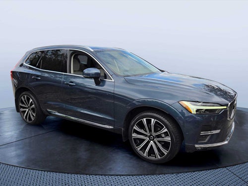 2023 Volvo XC60 Ultimate Bright Theme