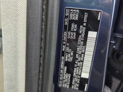 2023 Volvo XC60 Ultimate Bright Theme